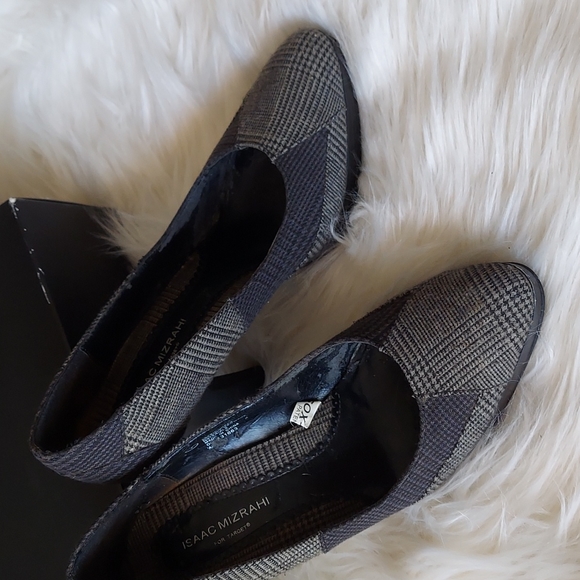 Isaac Mizrahi Grey Herrinbone Plaid Platform Heels - Picture 2 of 8